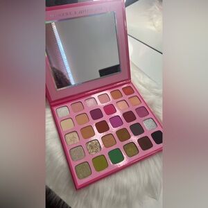 Morphe X Jeffree Star Eyeshadow Palette